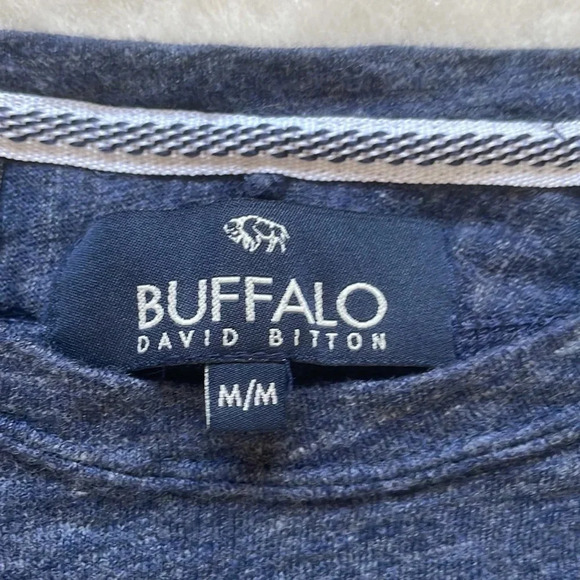 🔥4/$20 Buffalo Long  Sleeve Shirt - Picture 3 of 6